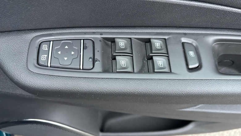 Renault Captur 1.5 dCi 90 Iconic 5dr Diesel Hatchback